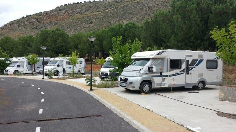 Camping Valdearenas 이즈나얄 외부 사진
