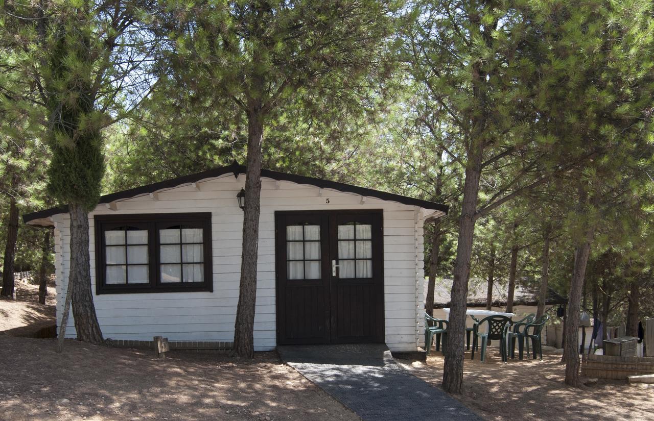 Camping Valdearenas 이즈나얄 외부 사진